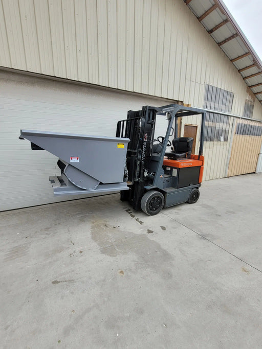 Iron Bull 1 Yard Heavy Duty Self Dumping Hopper 100J02QS